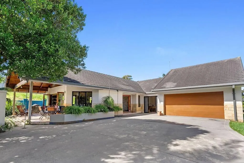Ocean Breeze Villa Lennox Head